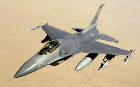هواپیمای F-16؛ جنگنده‌ای که دنیا را متحول کرد