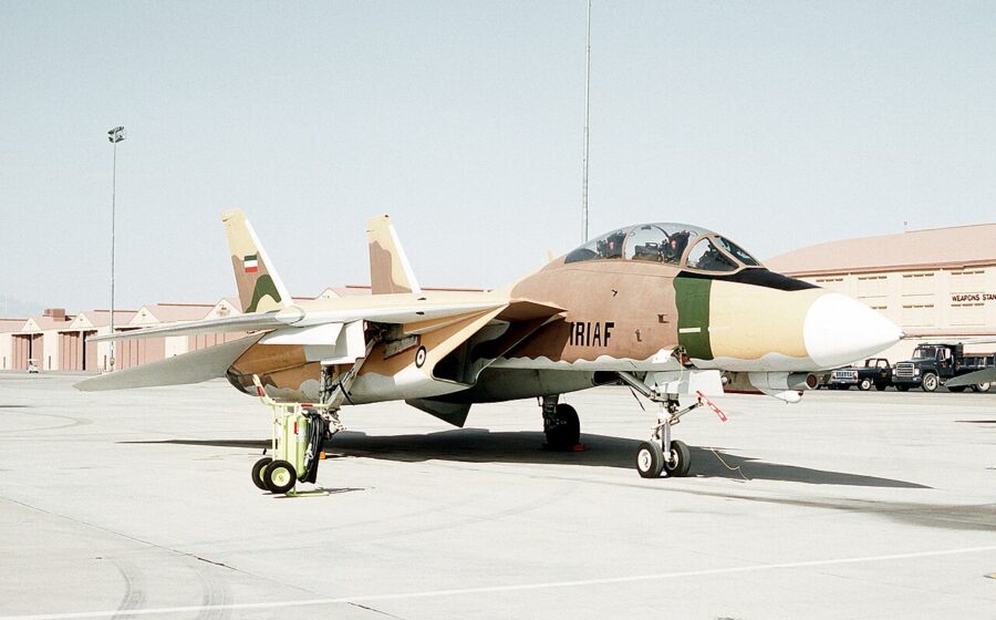 جنگنده F-14 Tomcat؛ بررسی کامل مشخصات، رادار، موشک فینیکس و نقش اف ۱۴ در ایران