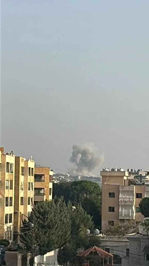 🚨🇱🇧🇮🇱 ادامه حملات اسرائیل به جنوب لبنان؛ تحرک تانک‌ها و تخریب خانه‌ها